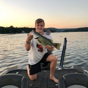 Lake Guntersville bass fishing